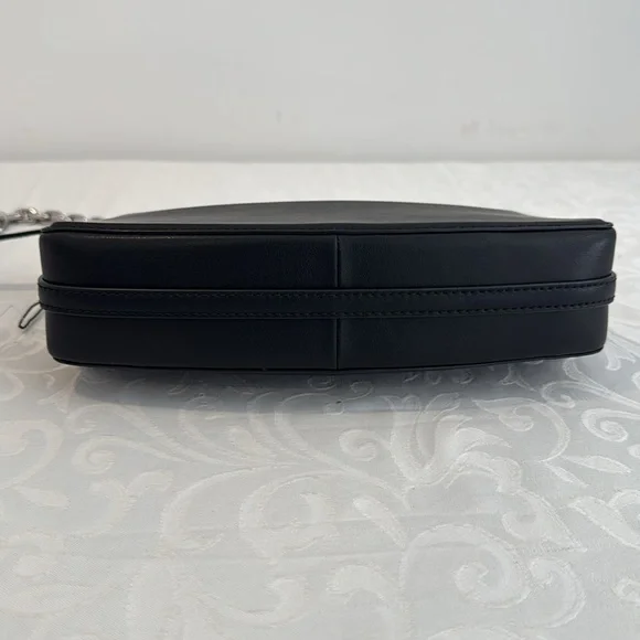 Marc Jacobs Shoulder Bag - Picture 7 of 15